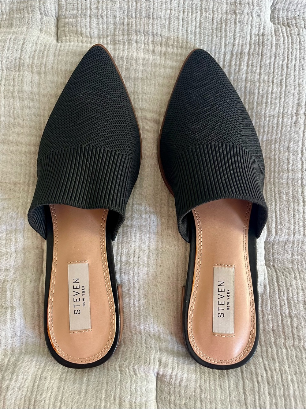 Steve Madden Black Knit Pointed-Toe Slip-On Mules, Women’s US 8